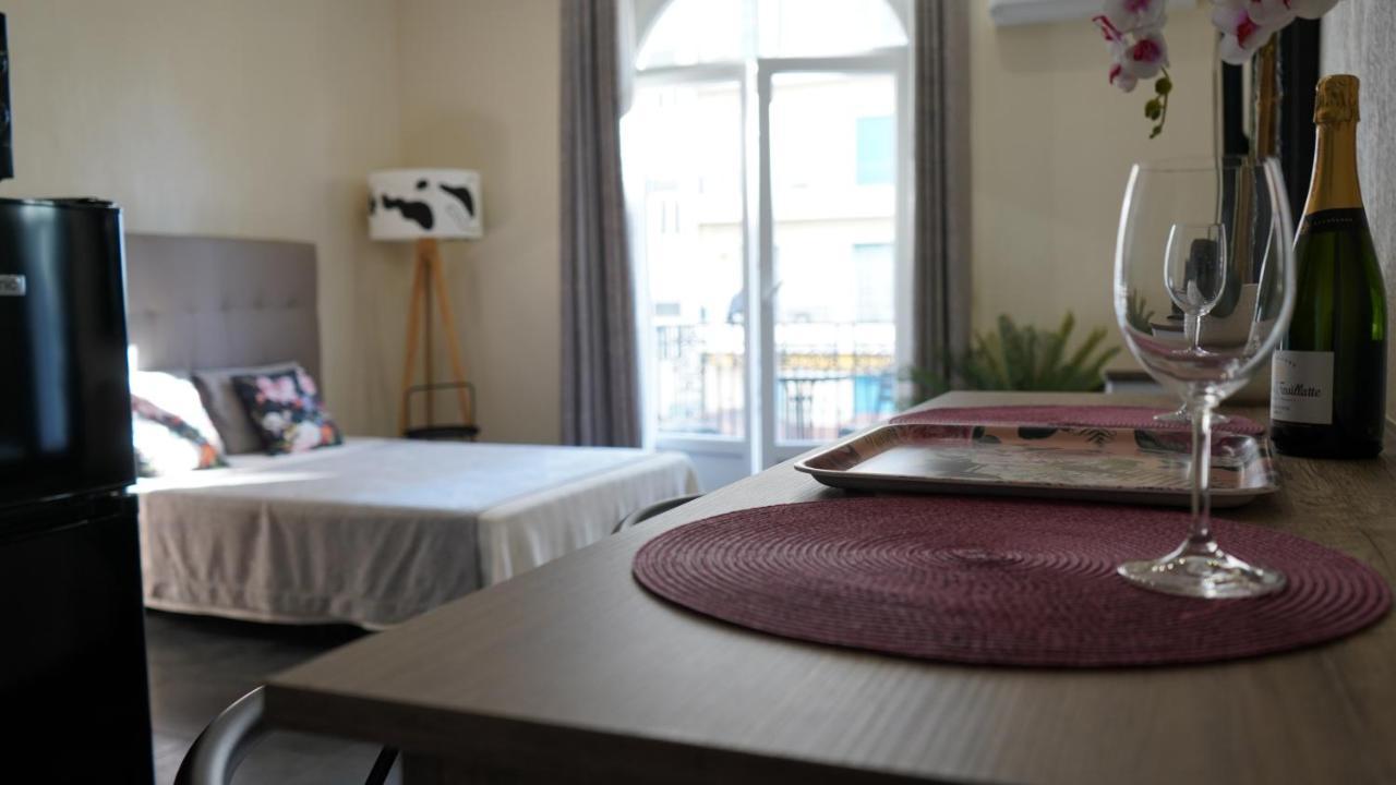 Cozy Studio With A Sea View Nice Buitenkant foto